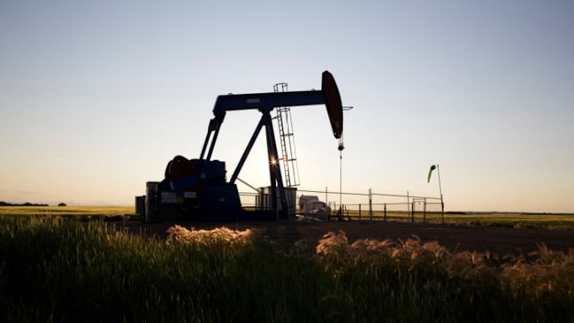 Brent holds above $100 as tanker attacks deepen supply fear