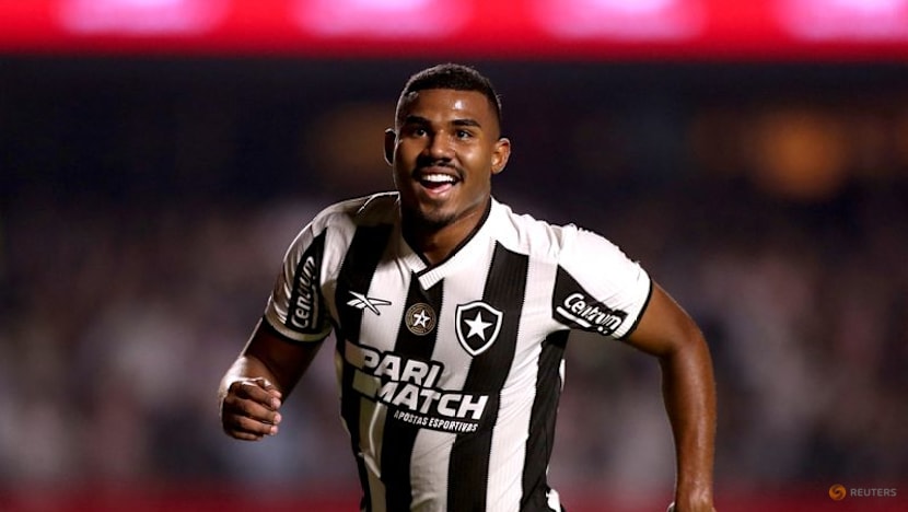 Botafogo's Cuiabano joins exodus to Nottingham Forest