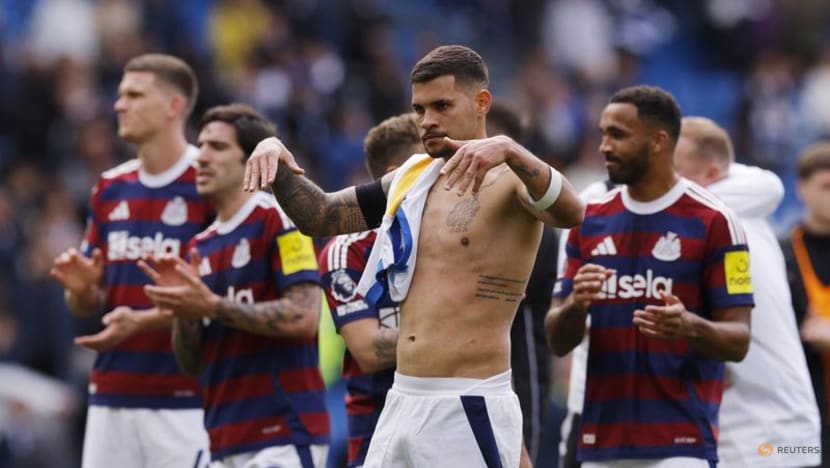 Newcastle salvage draw at Brighton thanks to late Isak penalty