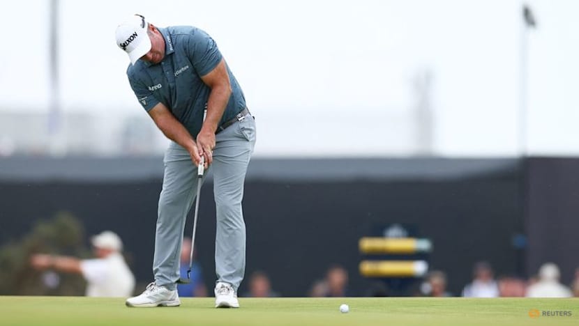 New Zealand's Fox makes big early move in round three of Open