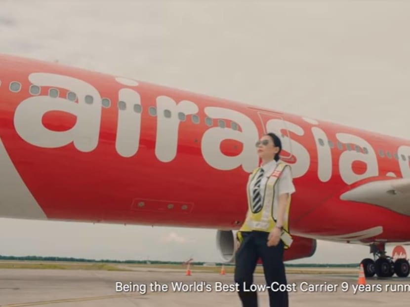 Here Is How To Get Quality Sleep On A Plane, According To A Pro Pilot