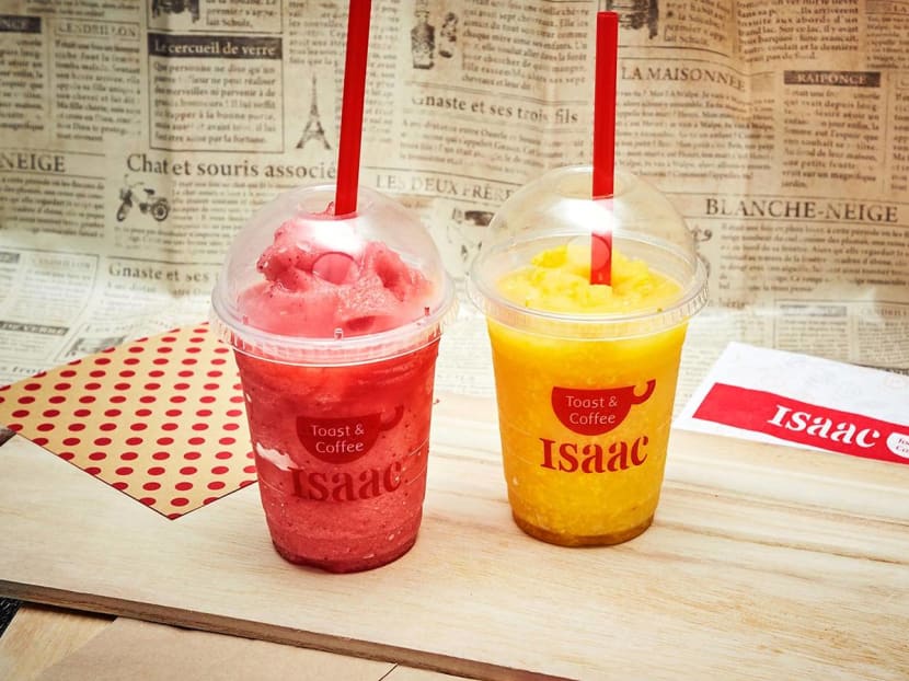 Two-Hour-Long Queue At Korean Sandwich Joint Isaac Toast In Singapore Has Now Dwindled To 30 Minutes