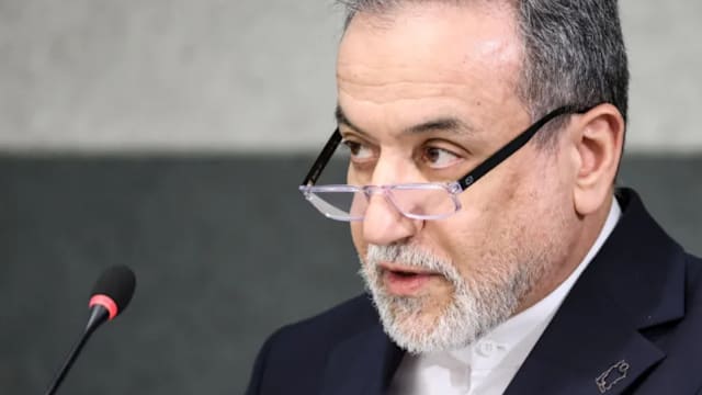 伊朗外长：对伊朗开战既非法又无端