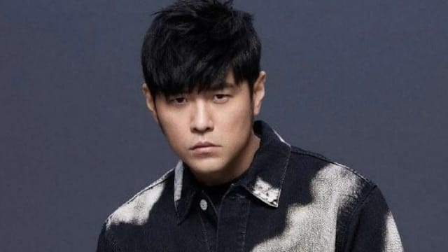 出道超过20年，周杰伦首获“全球百大帅哥”提名！