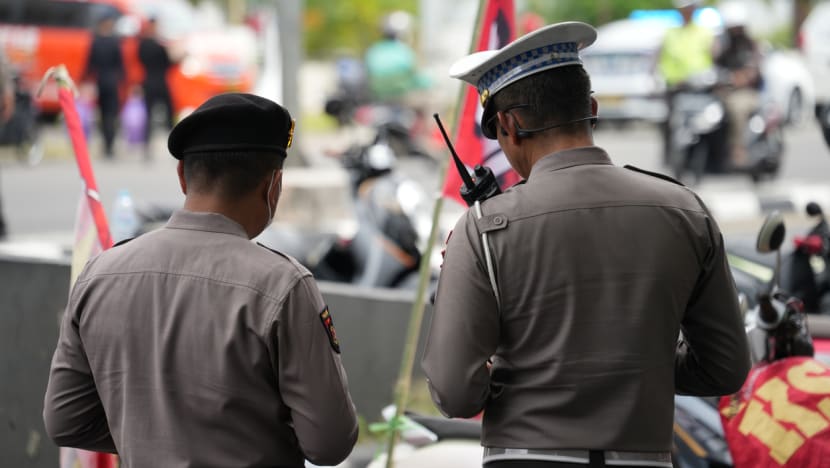 Aksi demonstrasi 411: Massa turun ke jalan tuntut proses hukum 'Fufufafa' dan Suswono