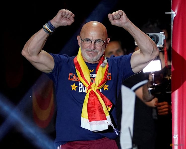 Spain manager Luis de la Fuente agrees contract extension until 2030 World Cup