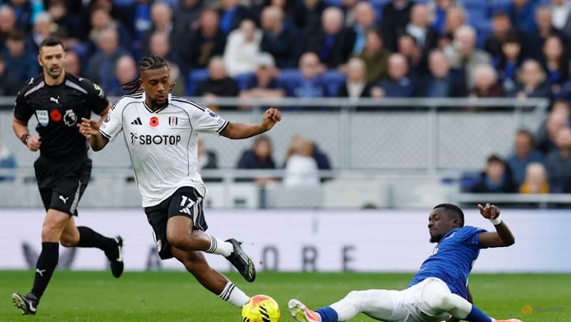 Everton ease to dominant 2-0 home win over Fulham