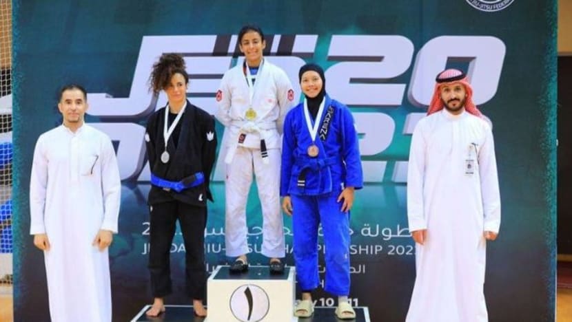 Suzana Sazali rangkul pingat gangsa dalam Kejohanan Jiu-Jitsu Jeddah Suzana Sazali rangkul pingat gangsa dalam Kejohanan Jiu-Jitsu Jeddah
