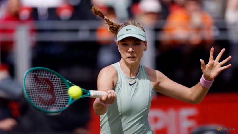 Resurgent Raducanu sets up Queen's final against Vekic