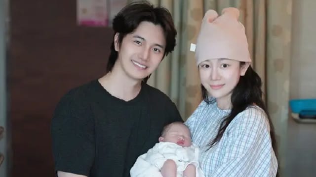 中国女星张檬平安产子，晒一家三口合照超幸福！