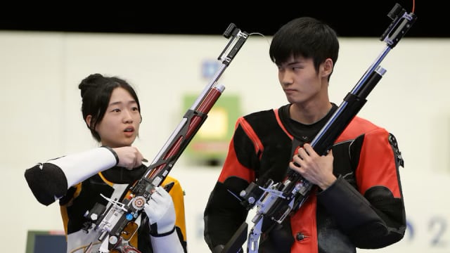 光靠吃饭就摘金？中国射击组合网名意外走红
