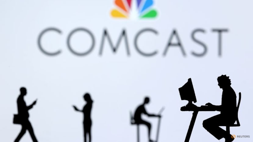 Comcast sheds more broadband customers as competition mounts on core business 