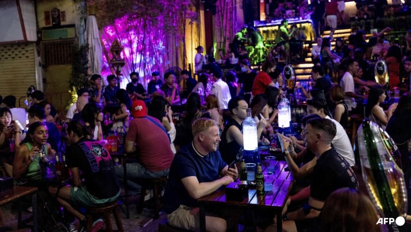Thailand's nightclubs now open later till 4am, but cocktail of factors dilutes hopes of tourism revival Thailand's nightclubs now open later till 4am, but cocktail of factors dilutes hopes of tourism revival