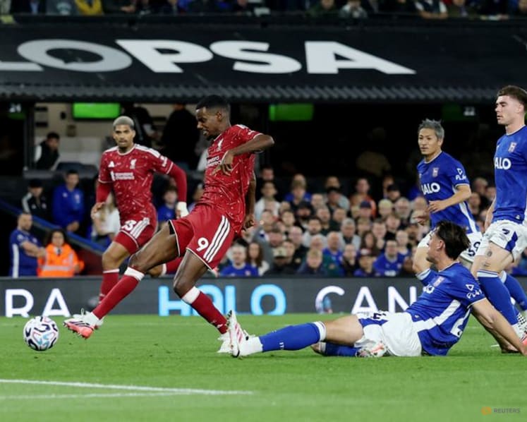 Early Isak double leads Liverpool to victory at Ipswich