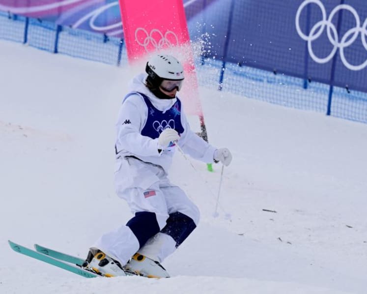  Freestyle skiing - Beijing silver Jaelin Kauf secures spot in mogul finals