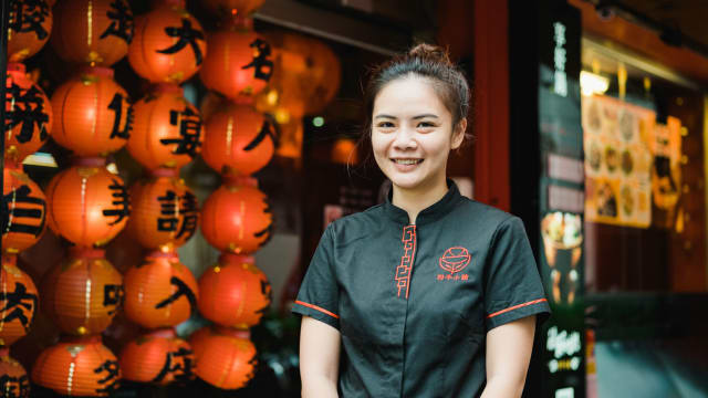 细火慢熬的酸菜白肉锅　守护姑丈一辈子的执着