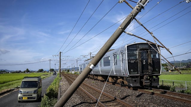 熊本强震后 高市首赴灾区视察