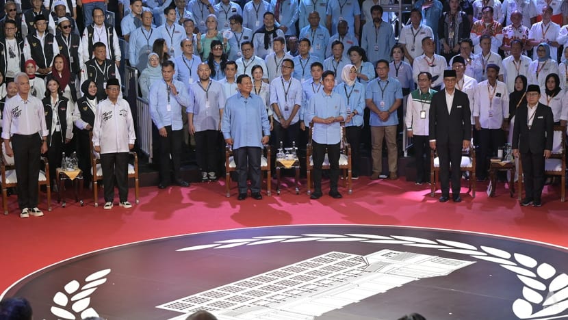 Para capres Indonesia adu gagasan dalam debat pertama, saling ungkit masa lalu dan umbar janji Para capres Indonesia adu gagasan dalam debat pertama, saling ungkit masa lalu dan umbar janji