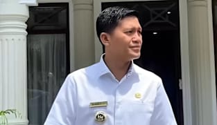 Prabowo perintahkan copot Bupati Aceh Selatan Mirwan MS yang umrah saat bencana 
