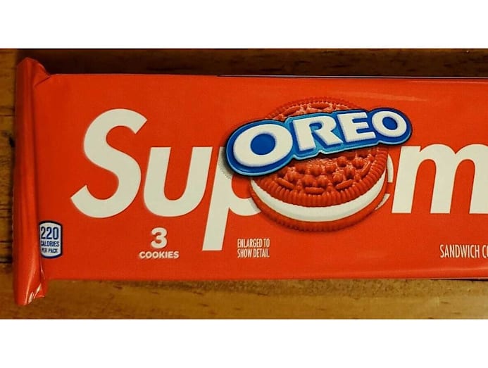 菓子 OREO Supreme Oreo! 7Pack! (3 Pcs/ Pack!) SUPREME X OREO SANDWICH COOKIES 3 PACK SS20 NEW . | eBay
