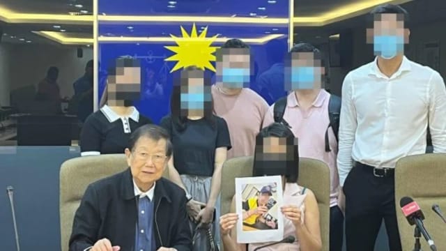 马国男子一脚踏14船  骗走284万元还传染性病给女友