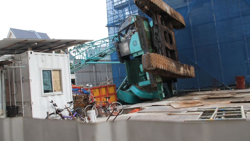 Crane topples at Potong Pasir, no one injured