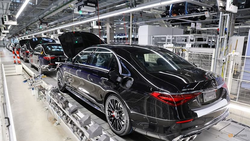 Samsung SDI signs first EV battery supply deal with Mercedes-Benz 