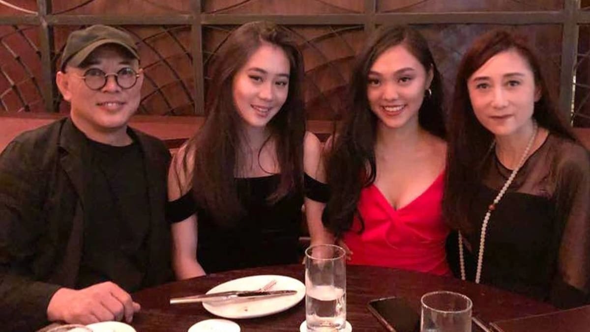 Jet Li Posts Rare Photo Of Wife Nina Li Chi And Their Two Daughters On His  57th Birthday; Internet Goes Crazy - TODAY