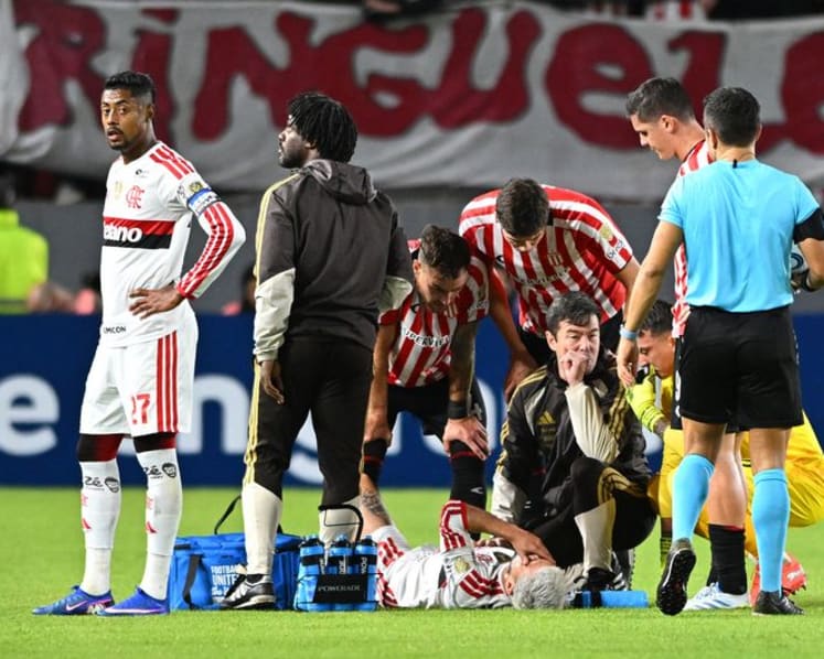 Arrascaeta in race to recover for World Cup after collarbone fracture