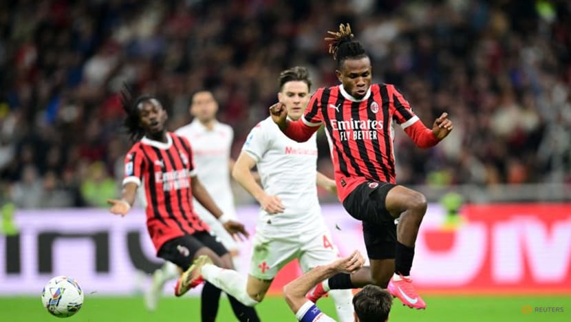 Milan snatch 2-2 draw against Fiorentina as form slump continues