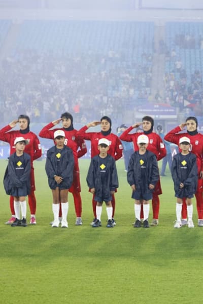 没唱国歌被指叛国 五名伊朗女足员获澳洲保护
