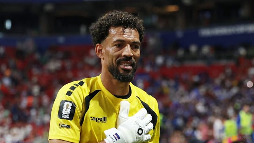 Cape Verde keeper Vozinha delighted as mother gets World Cup visa