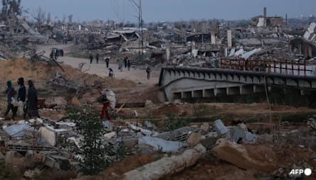 Gaza talks at critical moment, ceasefire not complete, Qatar's prime minister says