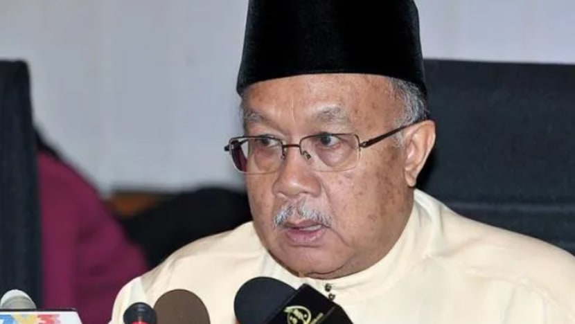 Jawatankuasa Fatwa Negeri Perak putuskan fahaman Si Hulk sebagai ajaran sesat Jawatankuasa Fatwa Negeri Perak putuskan fahaman Si Hulk sebagai ajaran sesat
