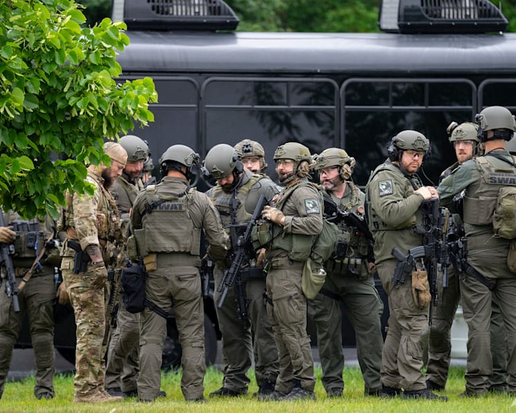 Minnesota state lawmakers shot, one killed, search underway for suspect: Governor