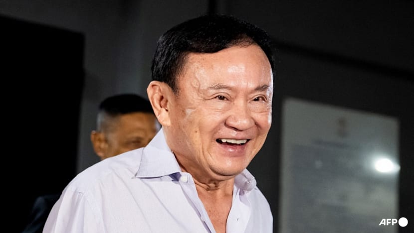 Thailand's influential ex-premier Thaksin Shinawatra leaves country amid turmoil Thailand's influential ex-premier Thaksin Shinawatra leaves country amid turmoil