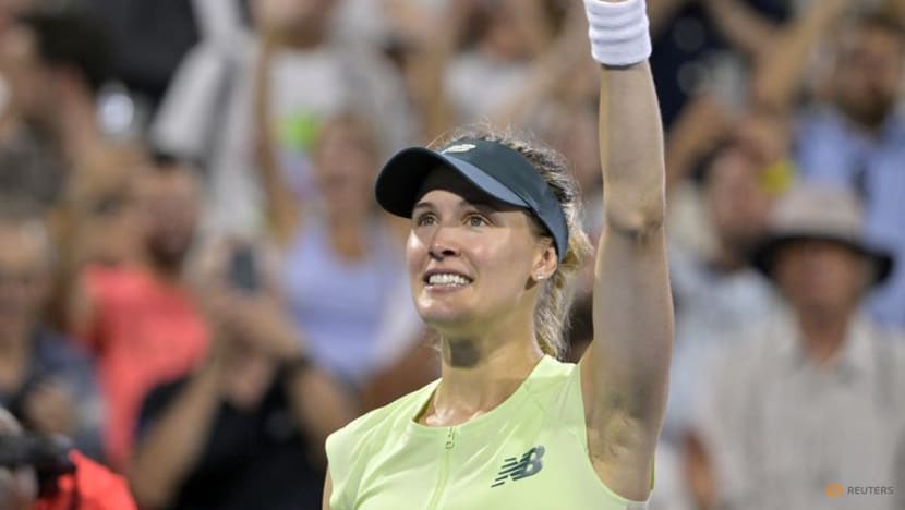 Bouchard extends career with first-round win at Canadian Open