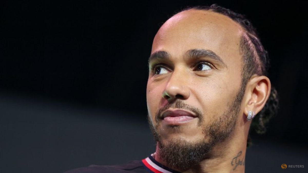 Hamilton realises his dream of racing for Ferrari - CNA