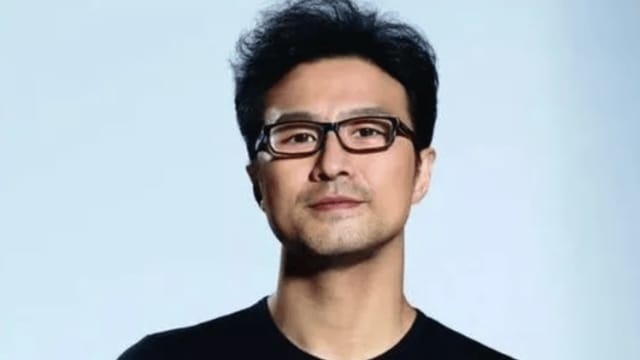 牵手宁静、和新欢传情变？汪峰晒合照“解答”！
