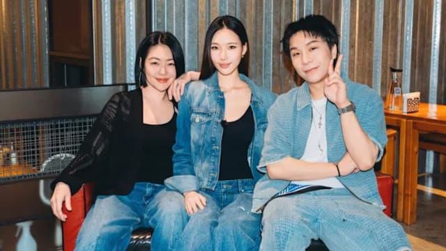 节目上首度访问大女儿Elly， 小S当场崩溃直呼压力大！