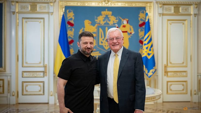 US presses Ukraine to cede land as Russian strikes kill 26