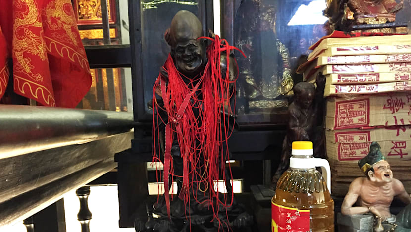 A match made by god at Yueh Hai Ching Temple