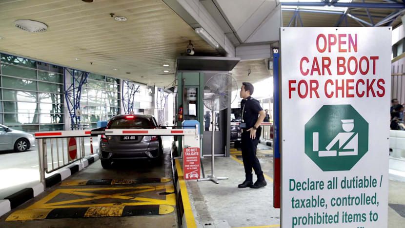 Changes tabled in Parliament to give immigration officers powers to search and arrest suspects
