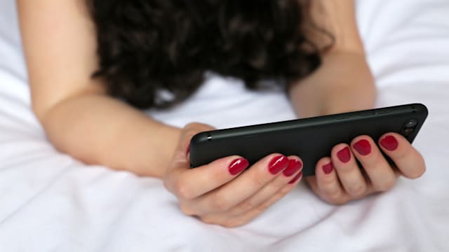  裸聊和私密照勒索诈骗案增 一个月逾50人中招