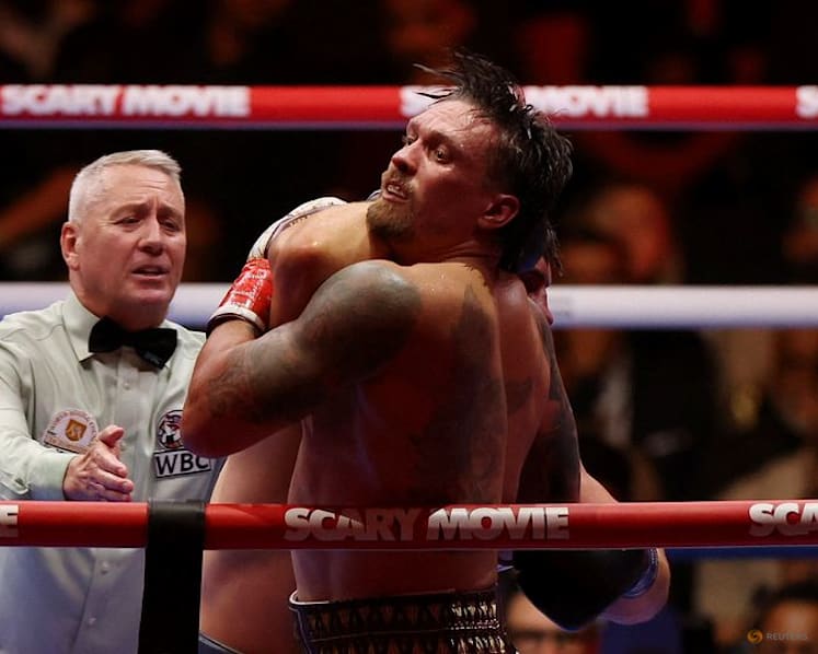 Usyk avoids shock defeat with 11th round stoppage of Verhoeven