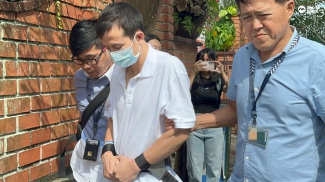 一晚内犯多起破门行窃案 被告被押回现场重组案情