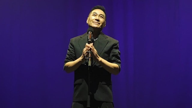 与新加坡情缘深厚，文章盼从狮城重启巡演计划！