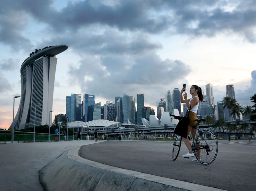 Singapore economy grew 0.1% in Q1, slowing from 2.1% in previous quarter: MTI advance estimates