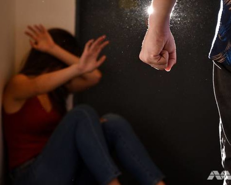 NUS student admits climbing into ex-girlfriend's home, choking her
