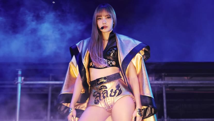 Cerita Lisa BLACKPINK ketagihan nasi goreng dan mi instan saat konser di Jakarta